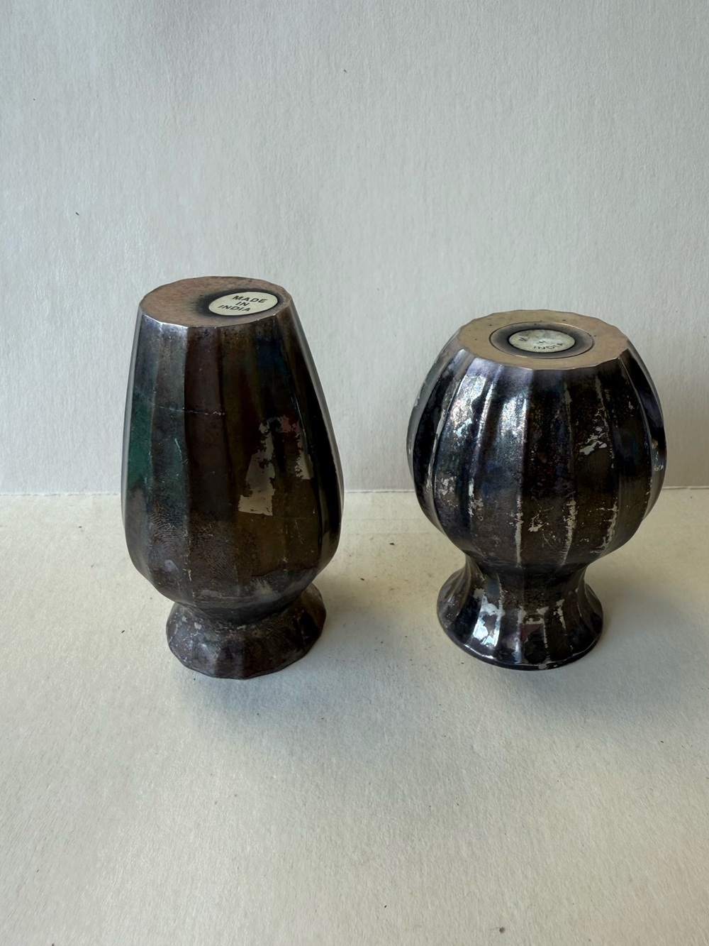 Pair of Vintage Mini Silver Coated Metal Decor Vases from India. - Picture 5 of 9